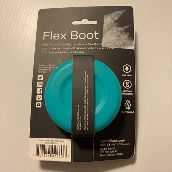 Authentic Hydro Flask Water Bottle Boot Sleeve Cover Silicone Flex 12-24oz - Picture 2 of 2